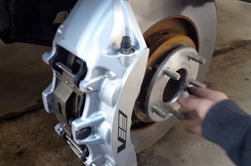 Ремонт или замена тормозных суппортов