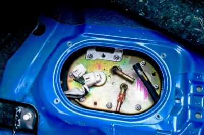 Замена бензонасоса