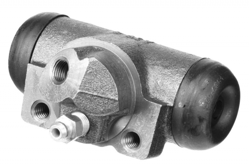 Замена тормозных цилиндров